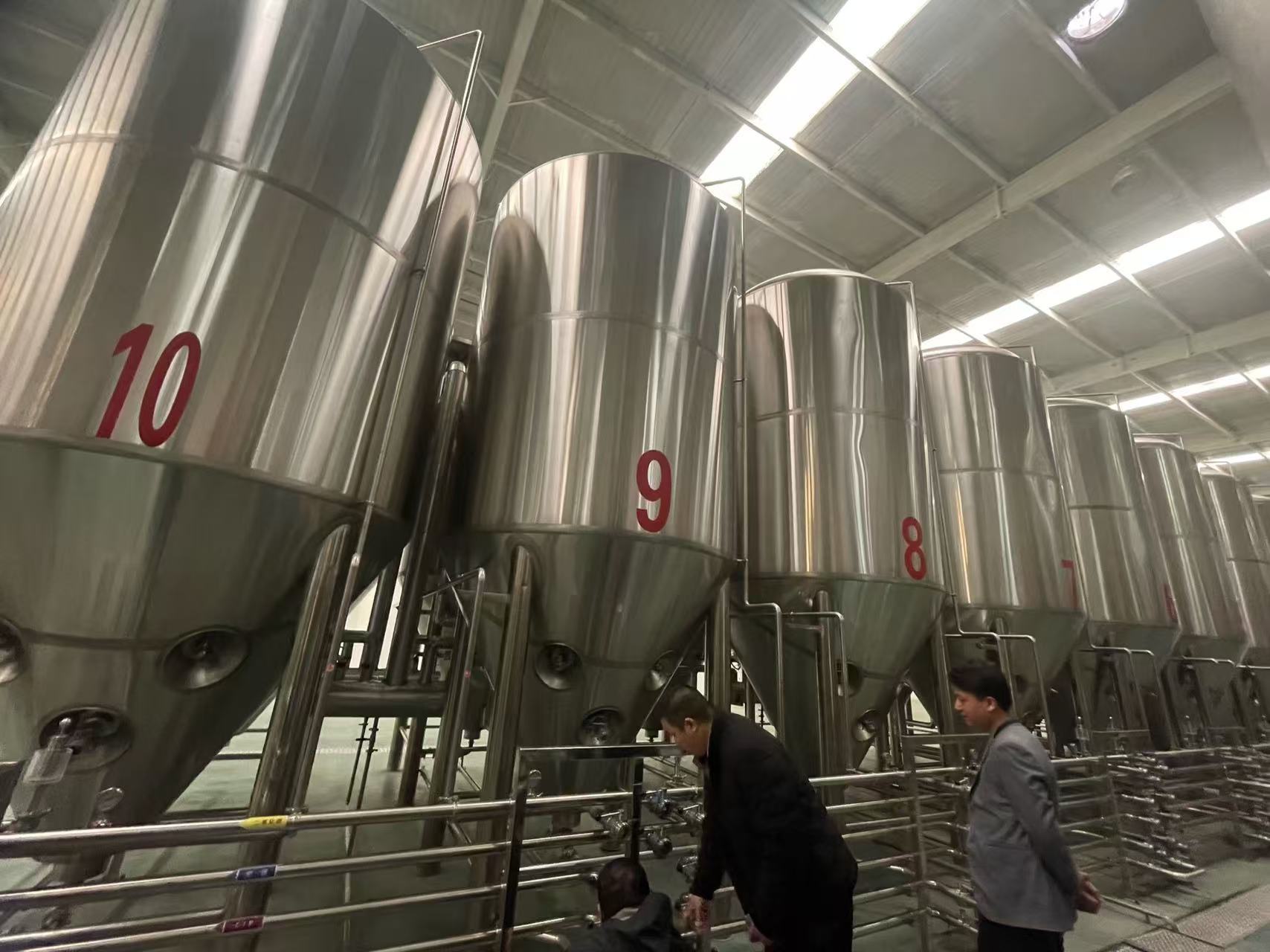 将乐精酿啤酒设备厂—平面布置、设备设计、制造、调试、培训等一条龙服务